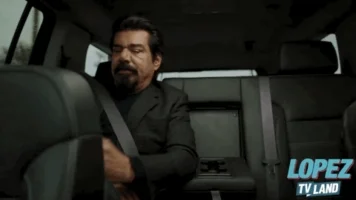 george lopez phone GIF de Lopez en TV Land