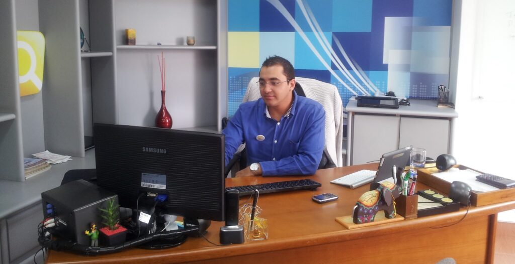 Consultor en Marketing Digital Cesar Mesa con 12 años de experiencia