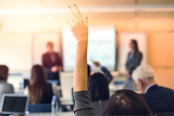 Consejos para elegir a un capacitador en marketing