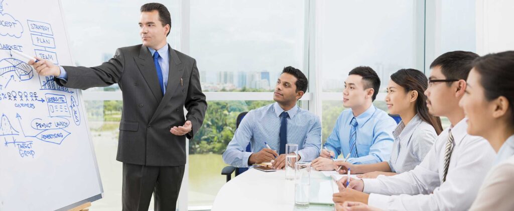 ¿Cómo crear un programa de capacitación efectivo en marketing?